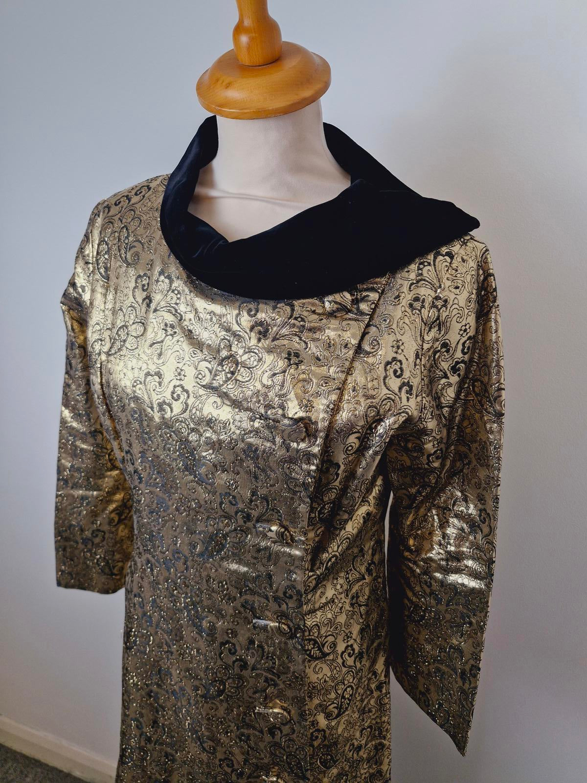 Womens Vintage Gold Metallic Black Velvet Jacket Top Coat Paisley S UK8