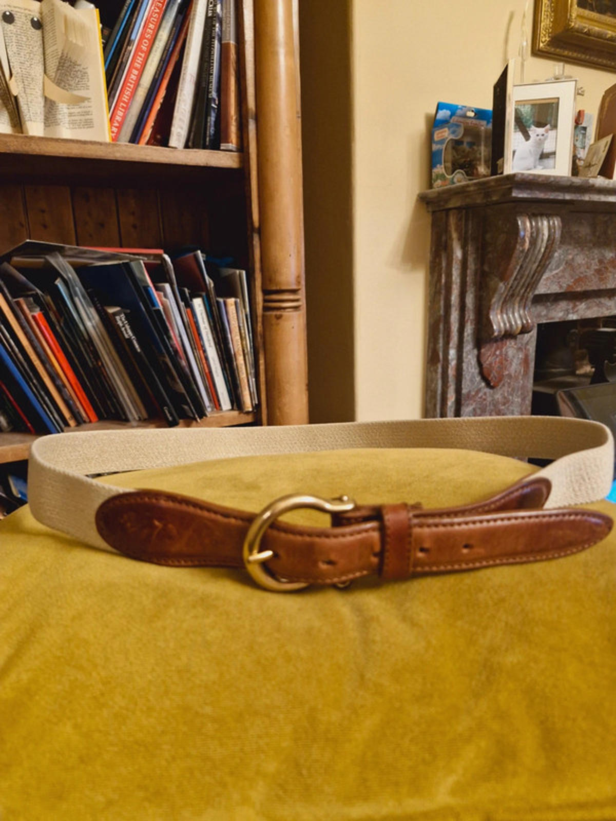 Womens Vintage Leather Tan Beige Gold Buckle Western Belt