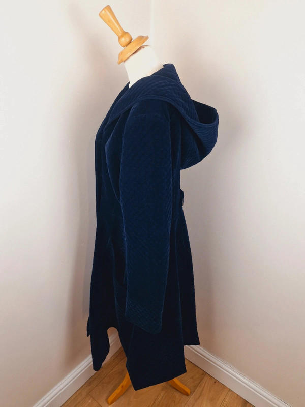 Long Hooded Velvet Coat XL