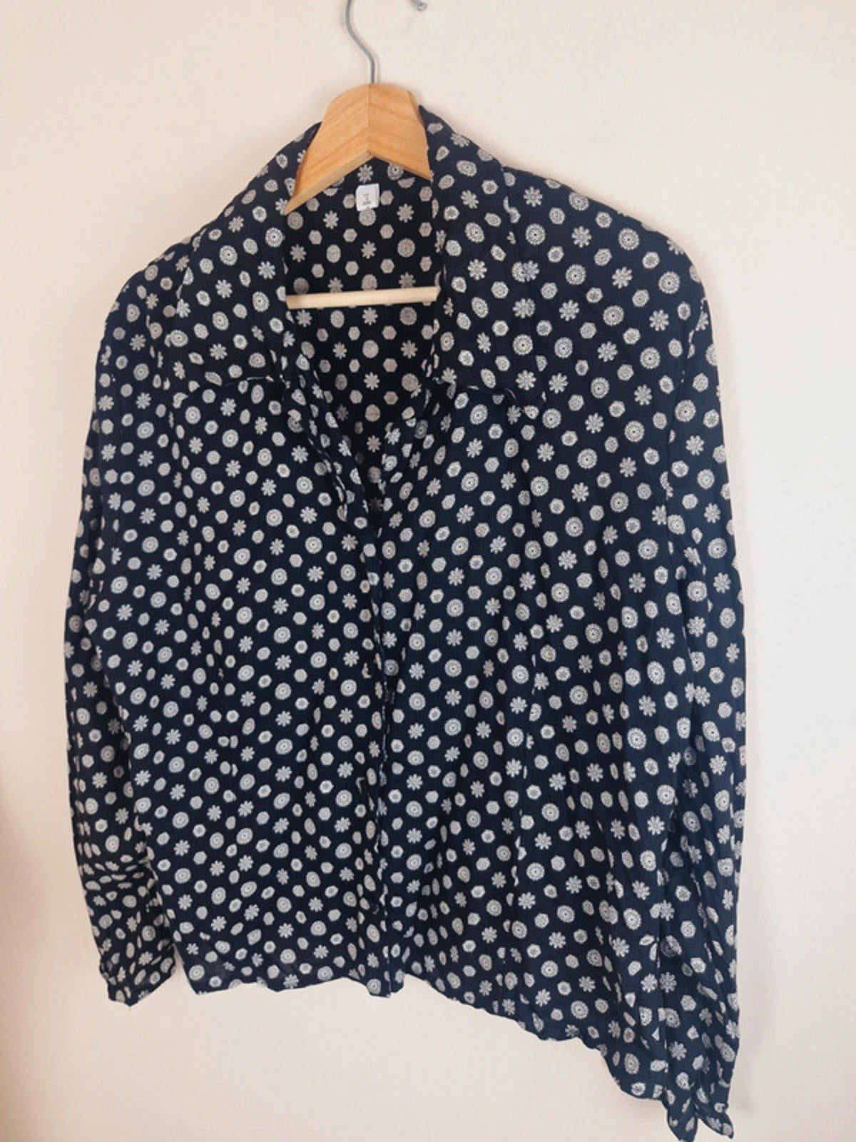 Long Sleeve Shirt L