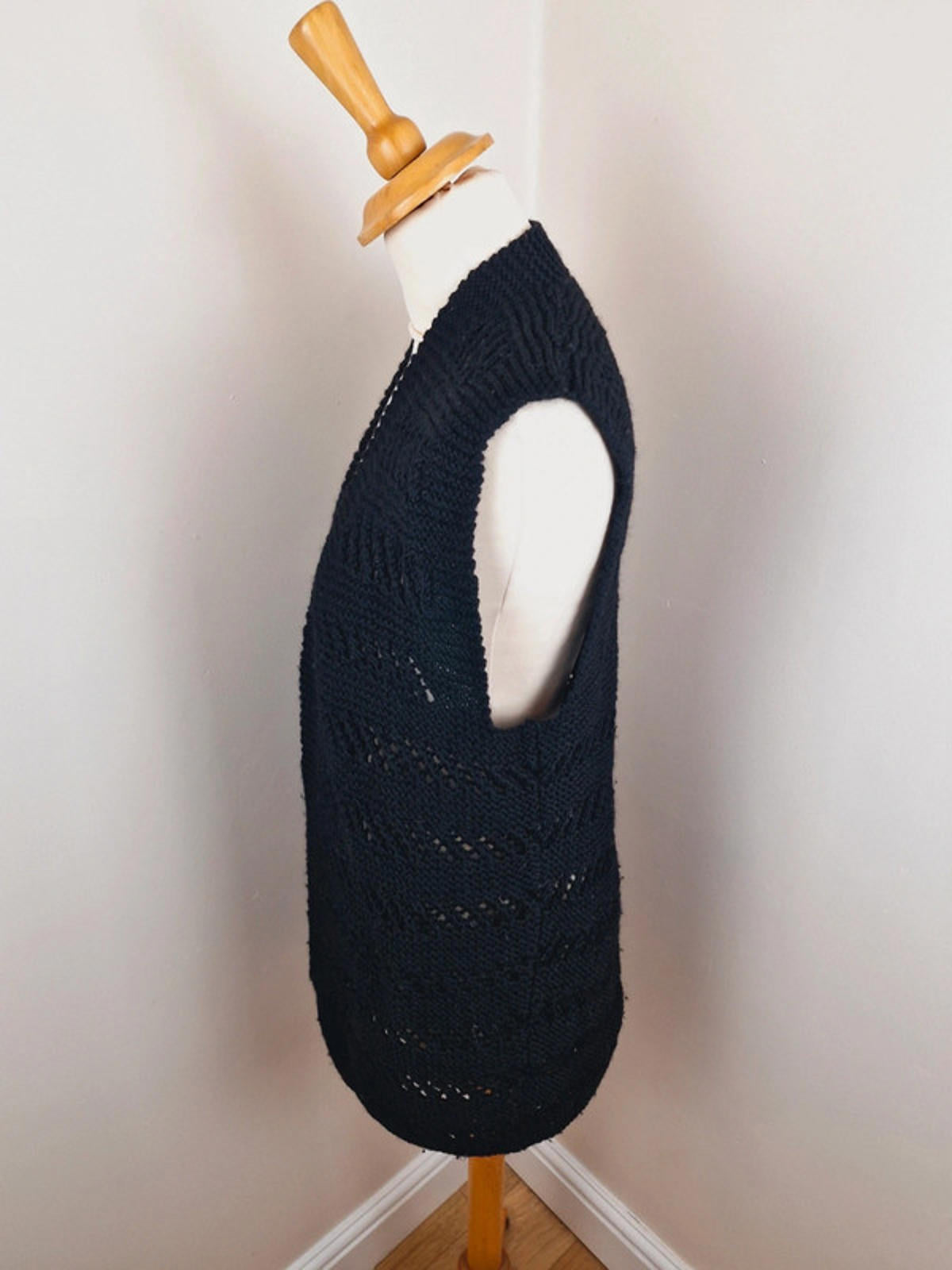 1970s Handknitted Waistcoat S