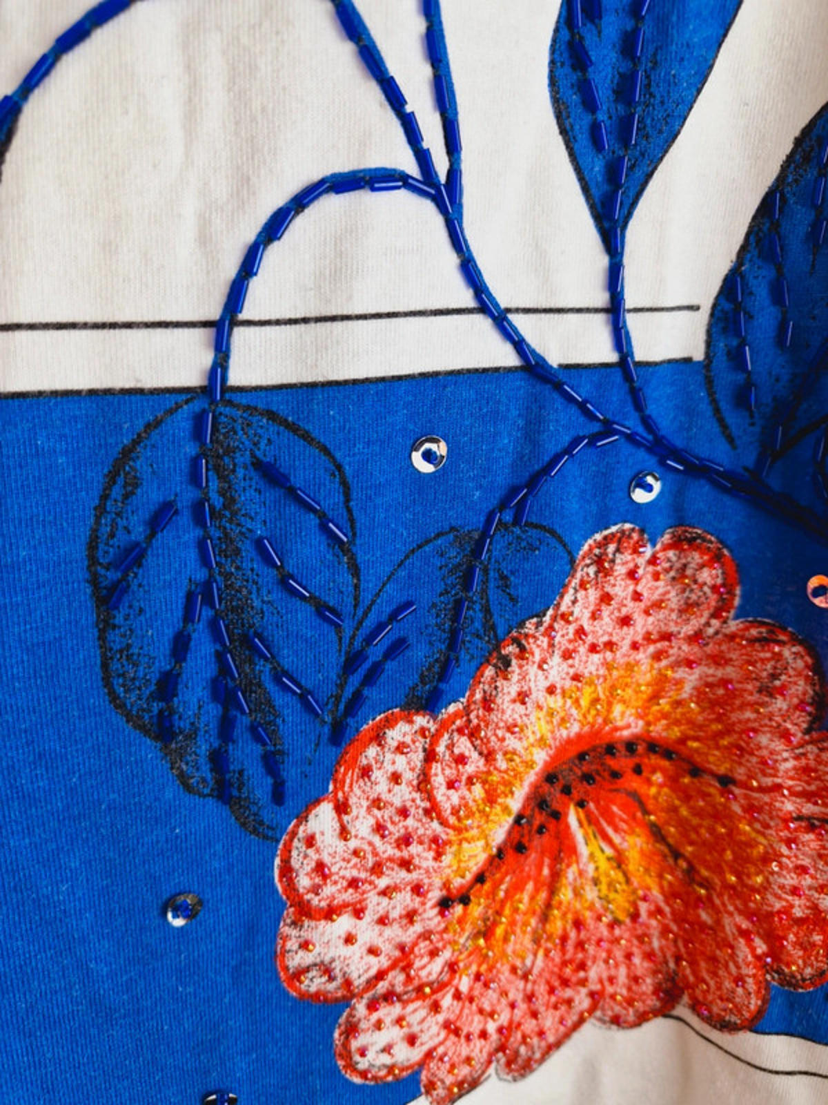 1980s Embellished Tshirt XL