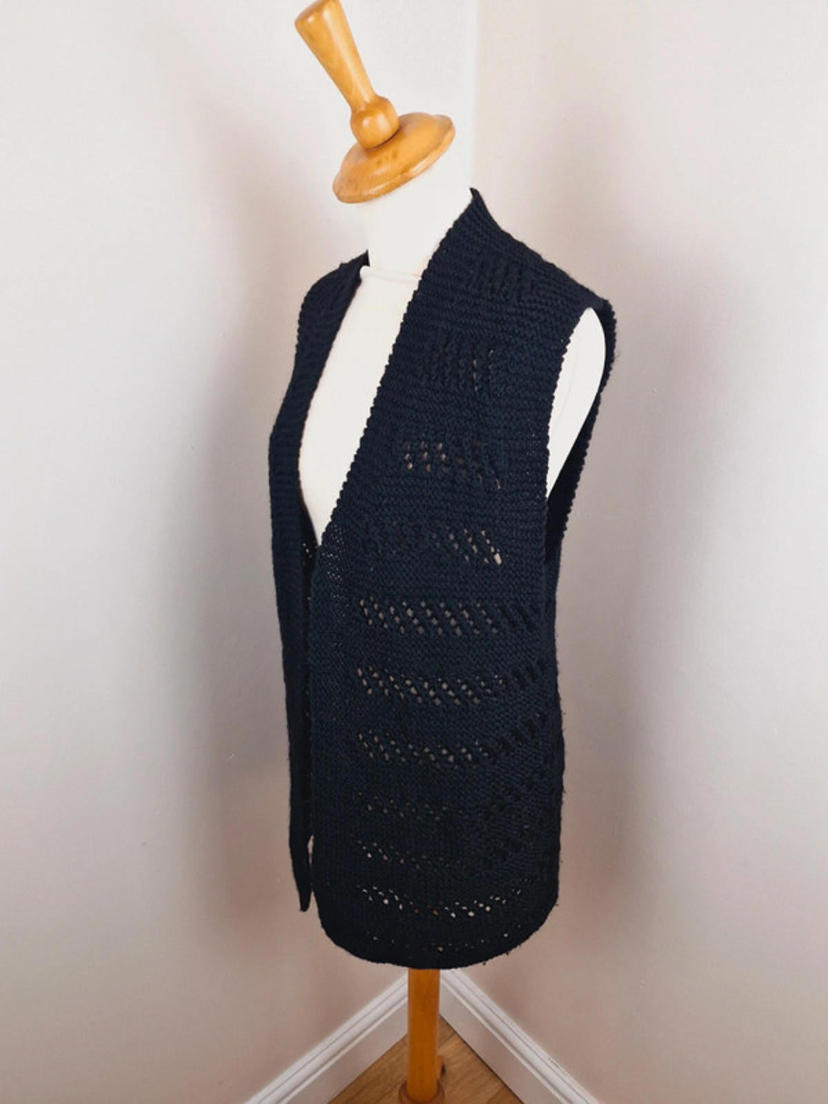 1970s Handknitted Waistcoat S
