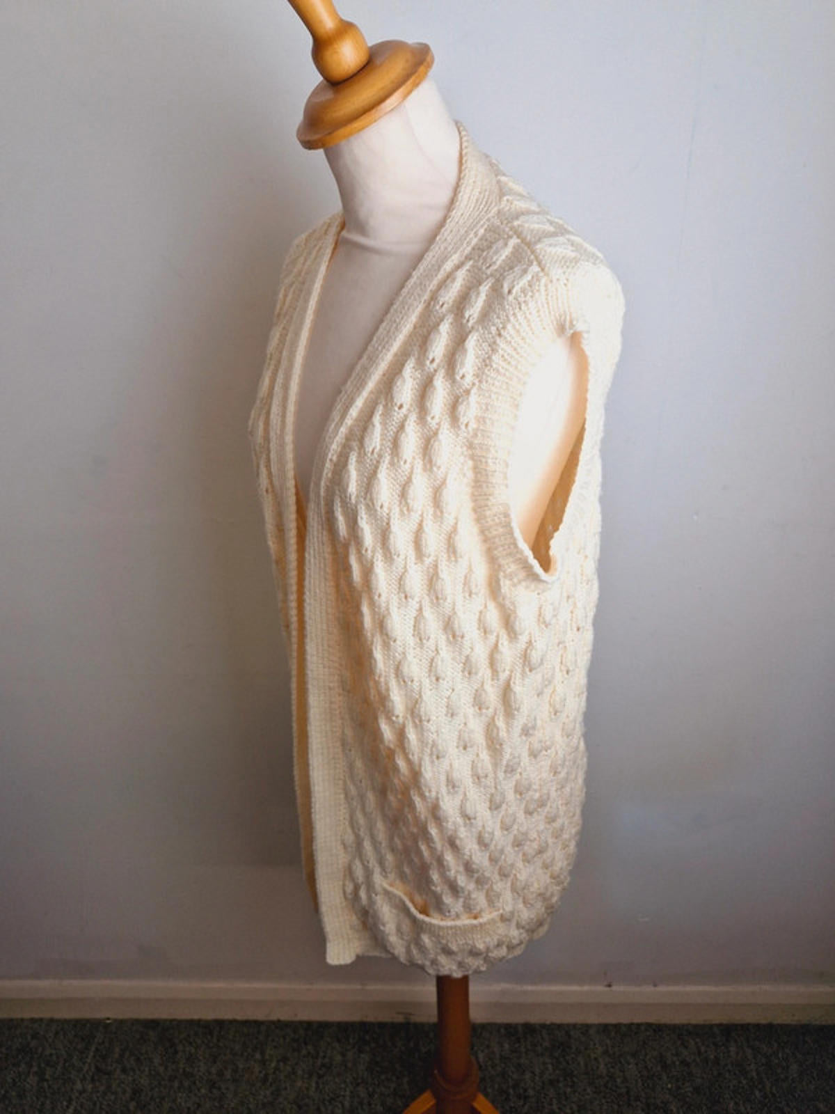Womens Vintage Handknitted Knitted Yellow Cream Waiscoat Gilet Cardigan M
