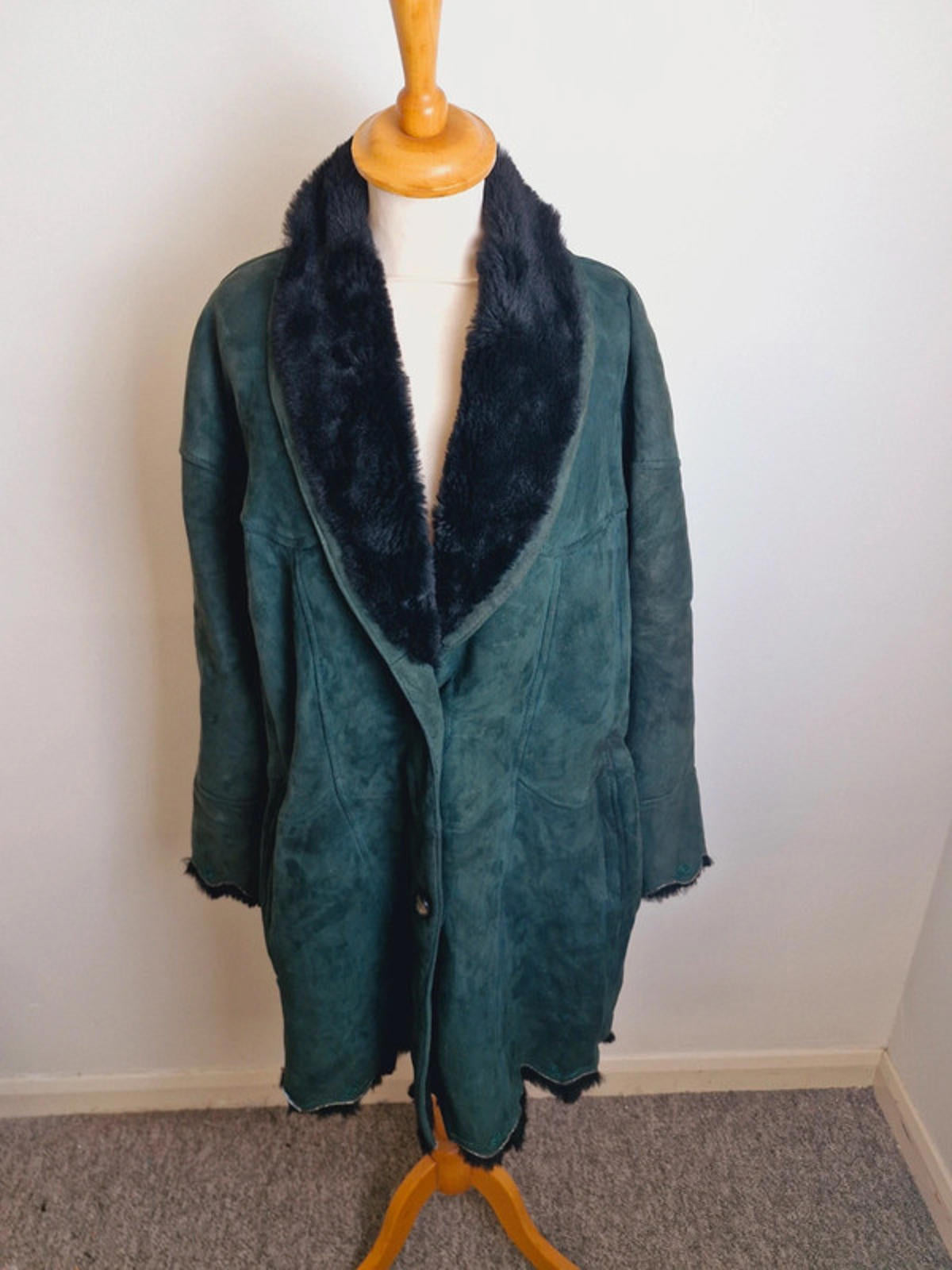 Womens Vintage Green Suede Sheepskin Shearling Coat Jacket Embroidered L UK16