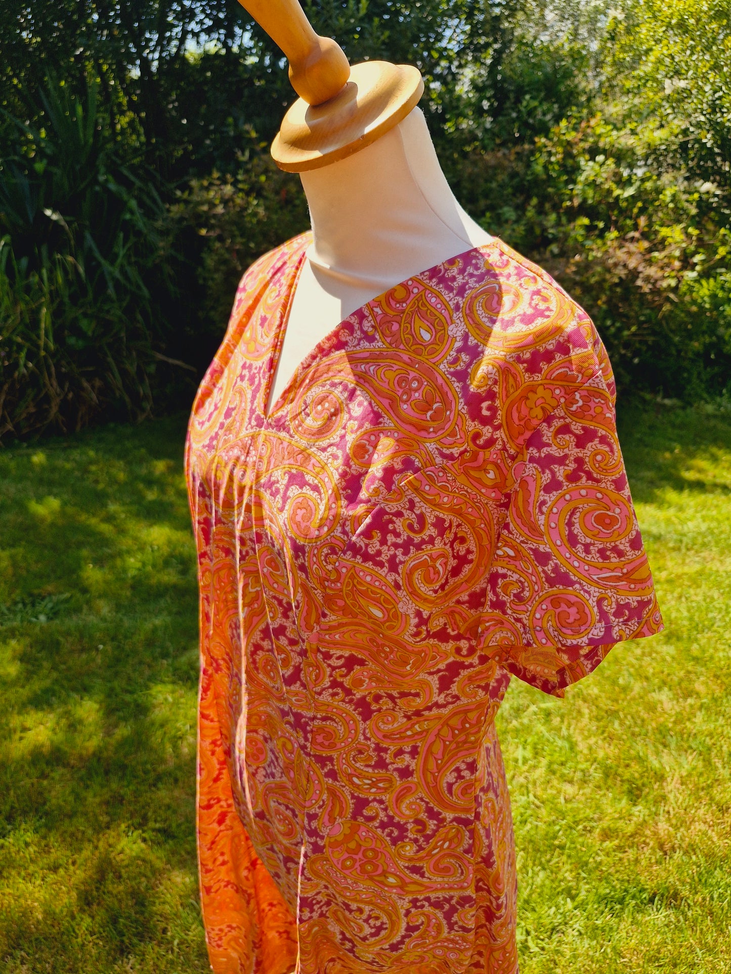 1970s Orange & Pink Paisley Midi Dress L