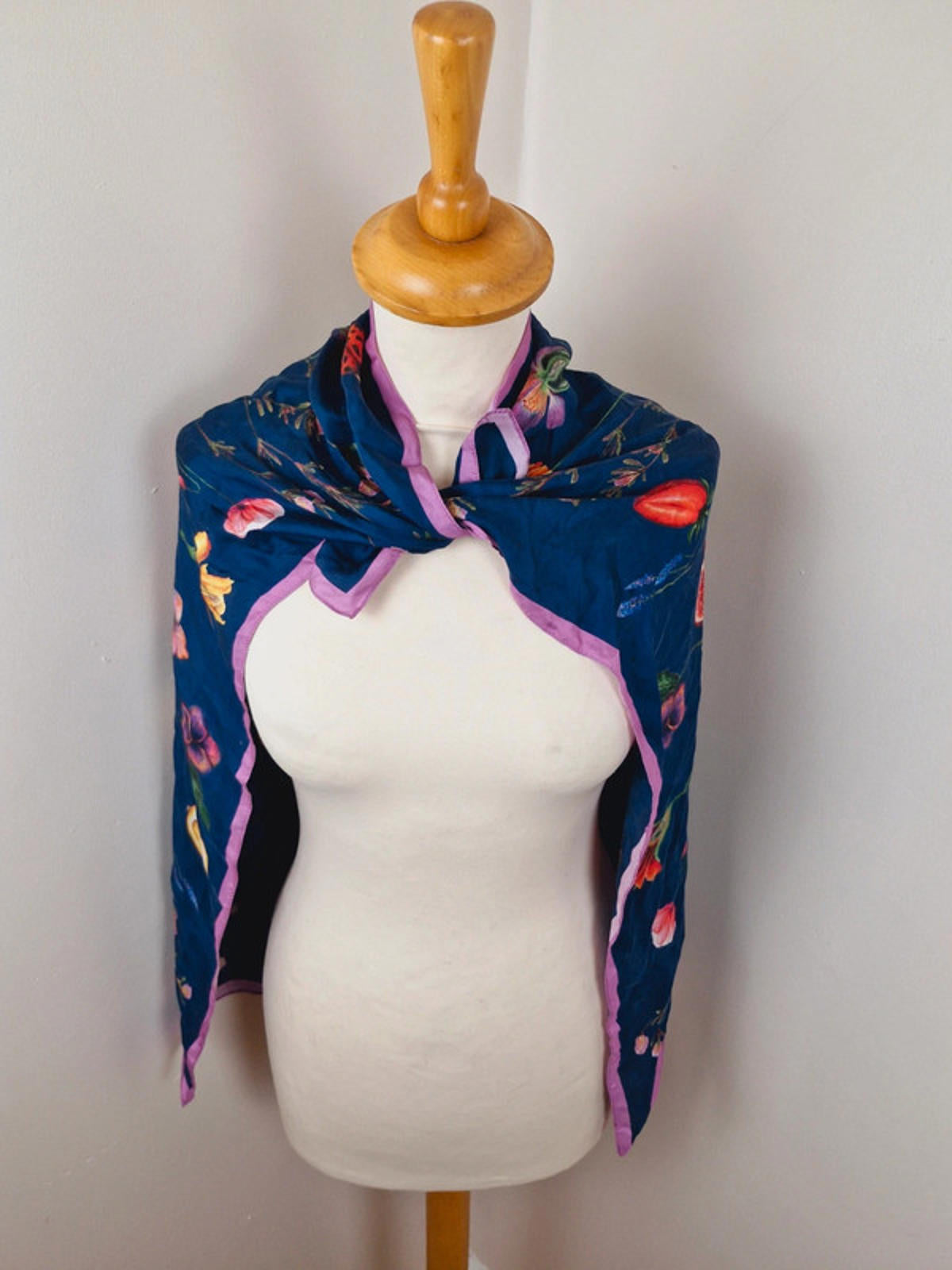 Womens Vintage Fruit Bee Square Scarf Shawl Neck Tie