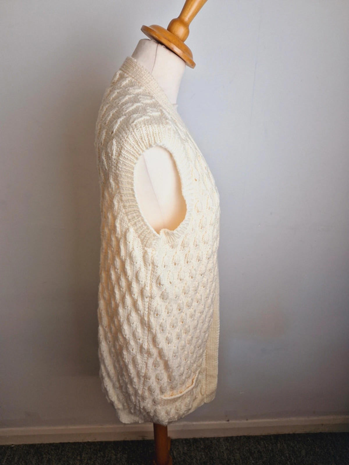 Womens Vintage Handknitted Knitted Yellow Cream Waiscoat Gilet Cardigan M