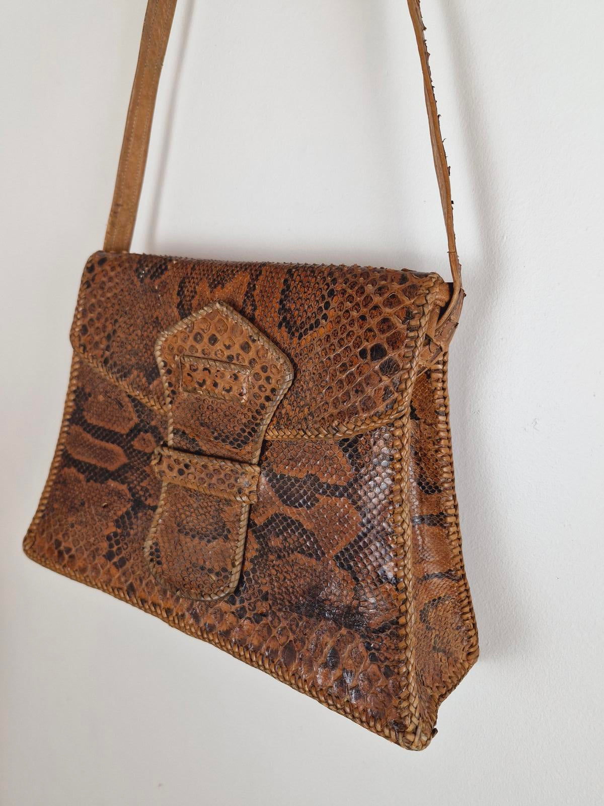 Womens Vintage 1970s 70s Snakeskin Leather Boho Shoulder Bag Handbag