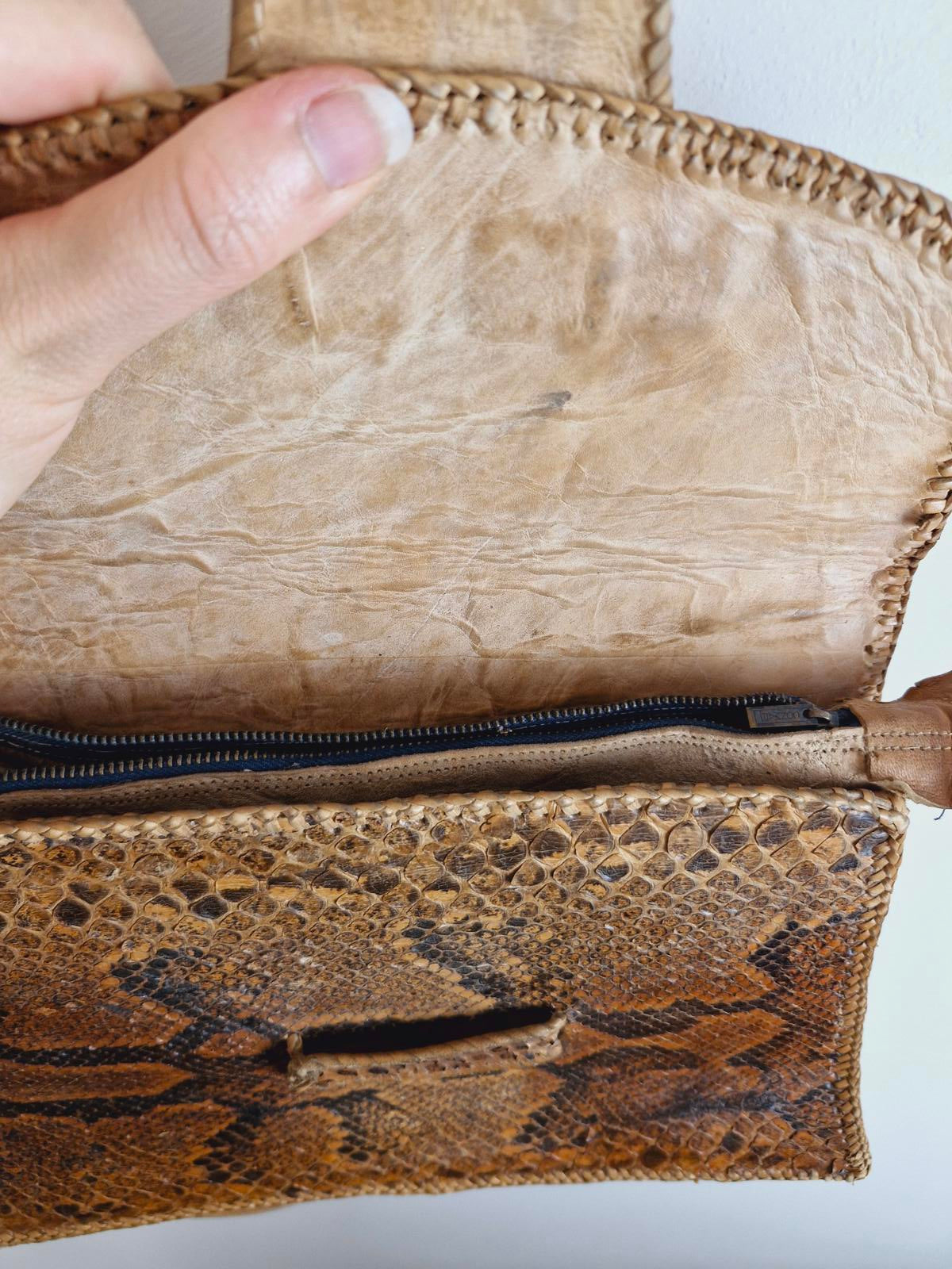 Womens Vintage 1970s 70s Snakeskin Leather Boho Shoulder Bag Handbag