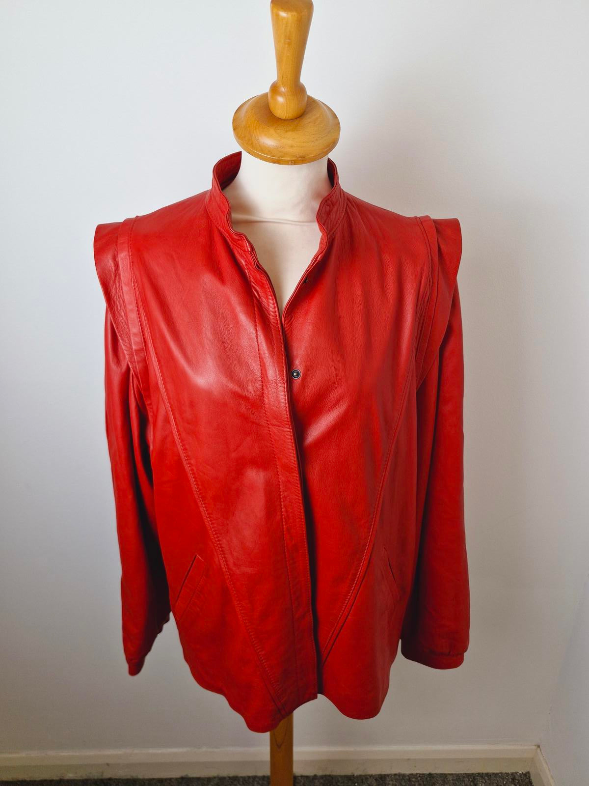 Womens Vintage 1980s 80s Red Real Leather Jacket Coat UK14