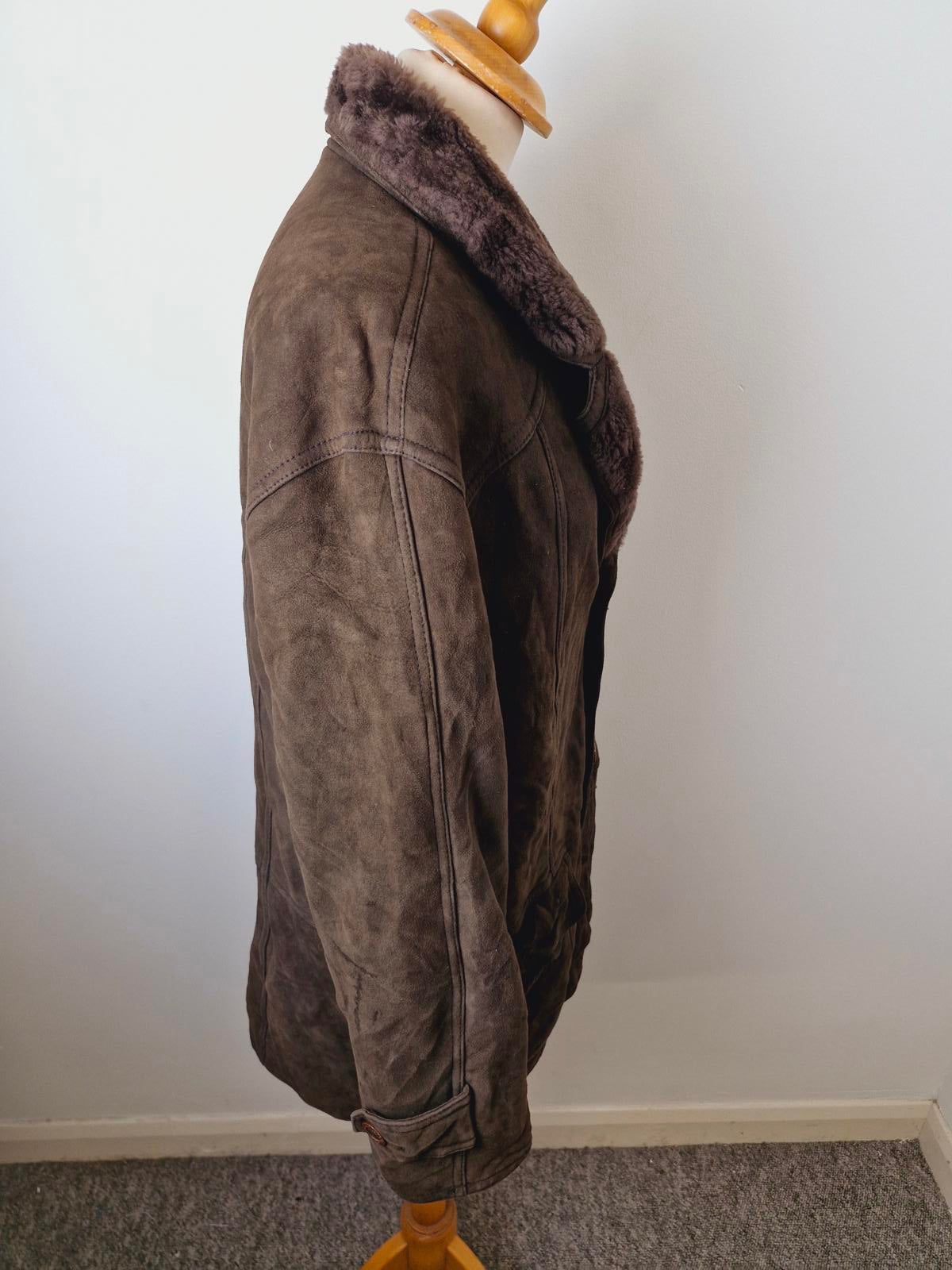 Mens Vintage Brown Suede Shearling Sheepskin Coat Jacket M