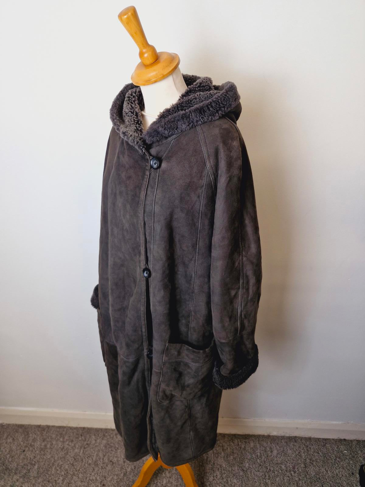 Womens Vintage Suede Sheepskin Shearling Leather Coat Jacket UK12 M Hooded