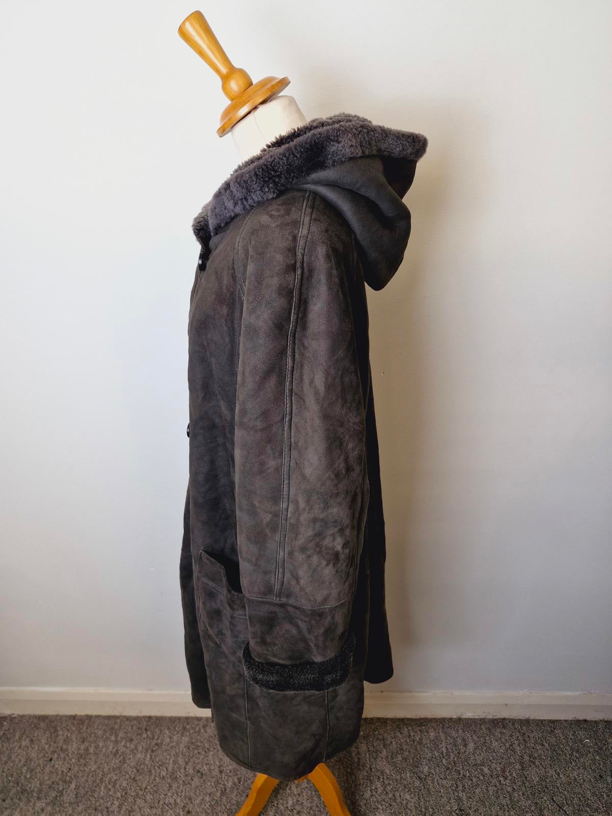 Womens Vintage Suede Sheepskin Shearling Leather Coat Jacket UK12 M Hooded