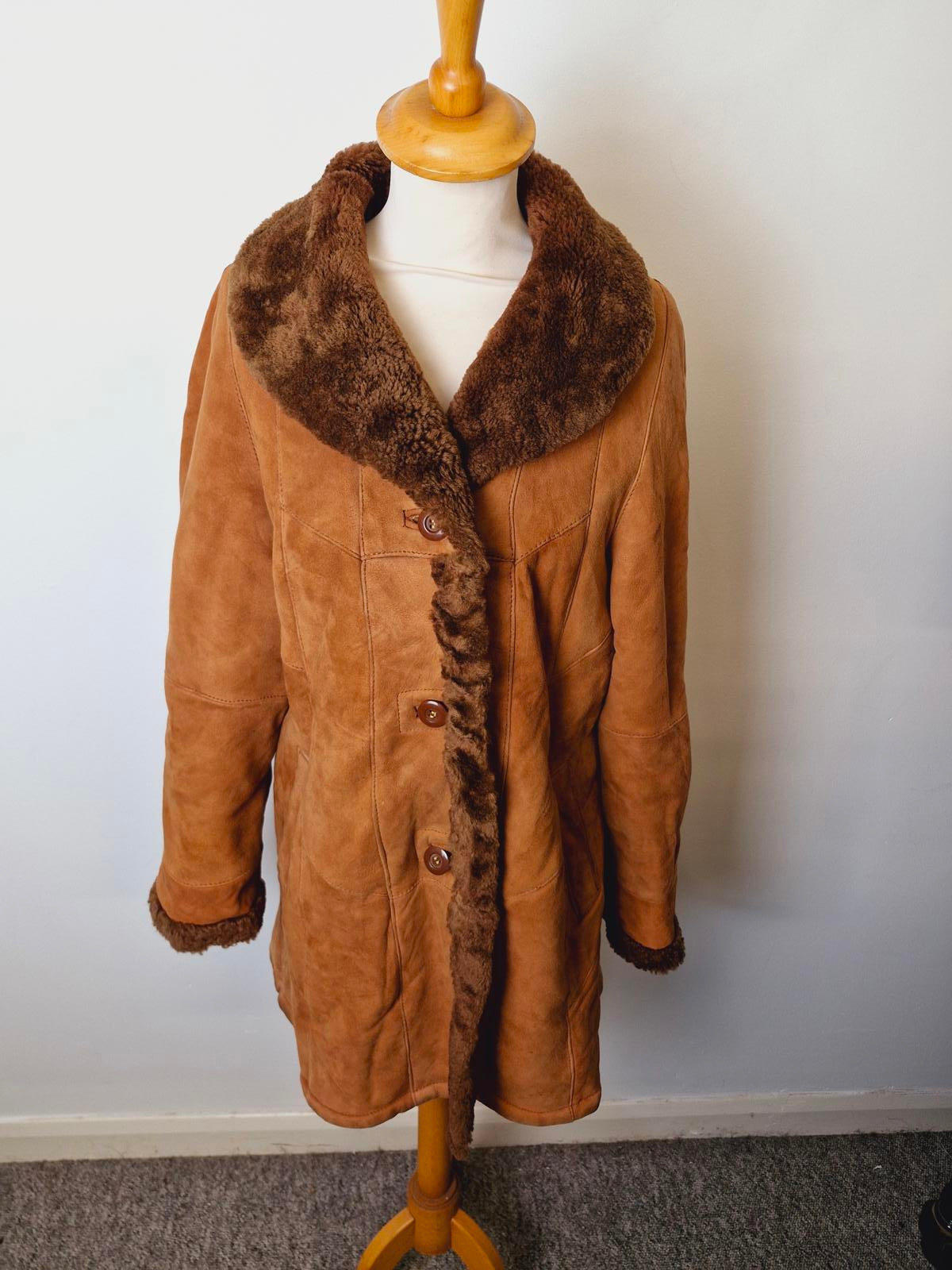 Womens Vintage Suede Sheepskin Shearling Leather Coat Jacket UK10 Tan