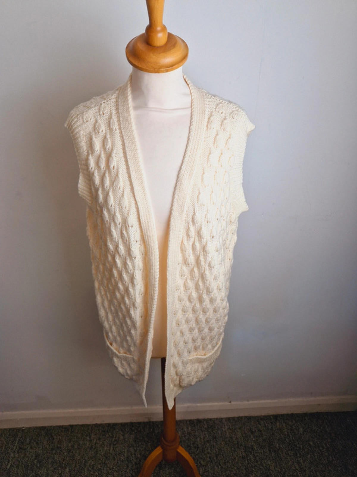 Womens Vintage Handknitted Knitted Yellow Cream Waiscoat Gilet Cardigan M