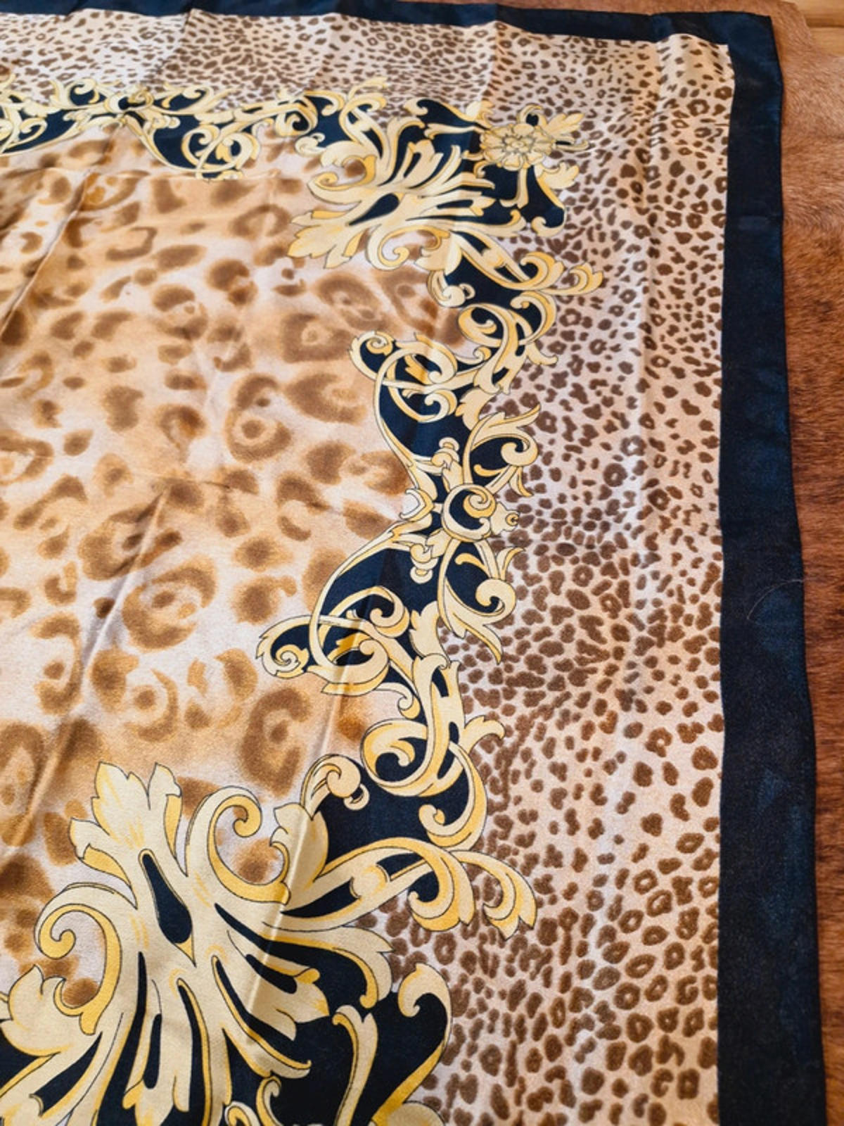 Womens Vintage Leopard Animal Print Square Scarf Satin