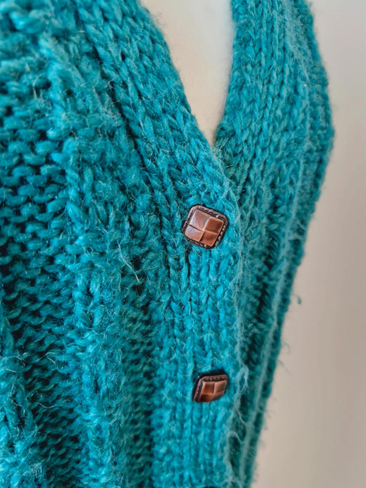 Womens Vintage Handknitted Knitted Long Cardigan Green Cable Knit M L UK14