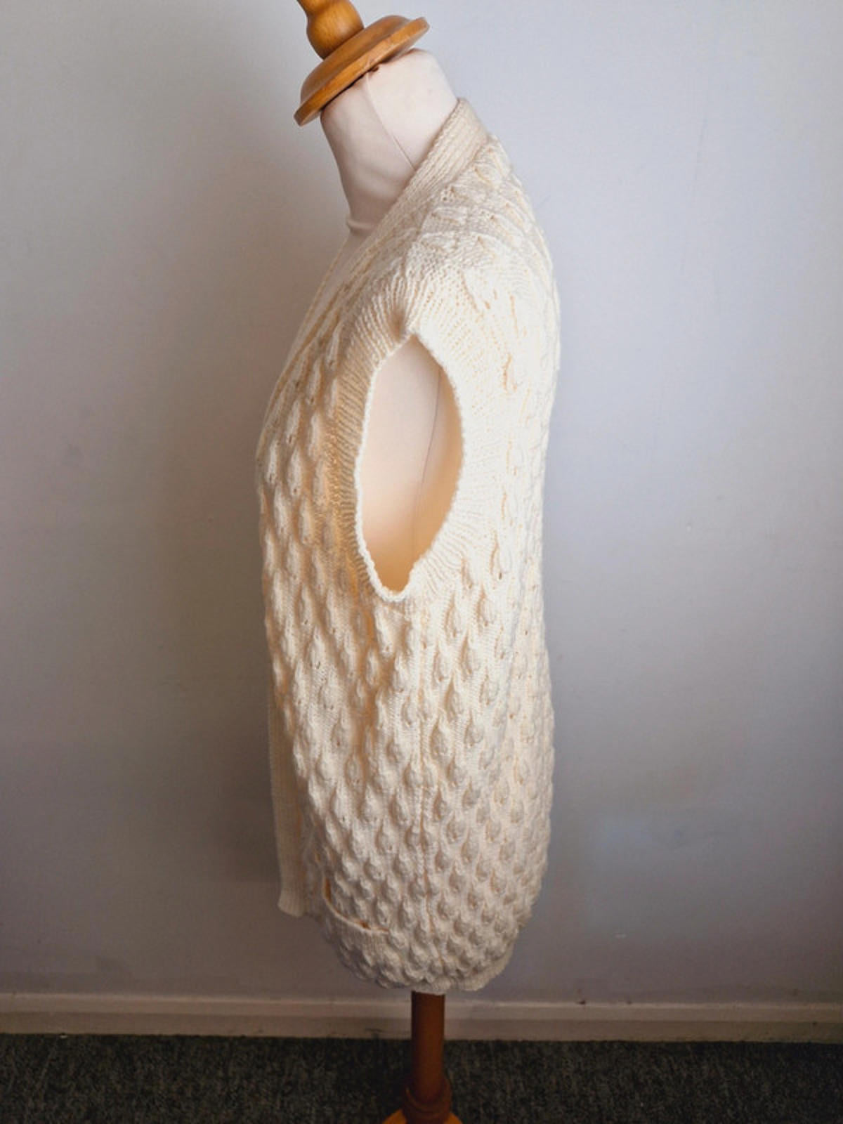 Womens Vintage Handknitted Knitted Yellow Cream Waiscoat Gilet Cardigan M