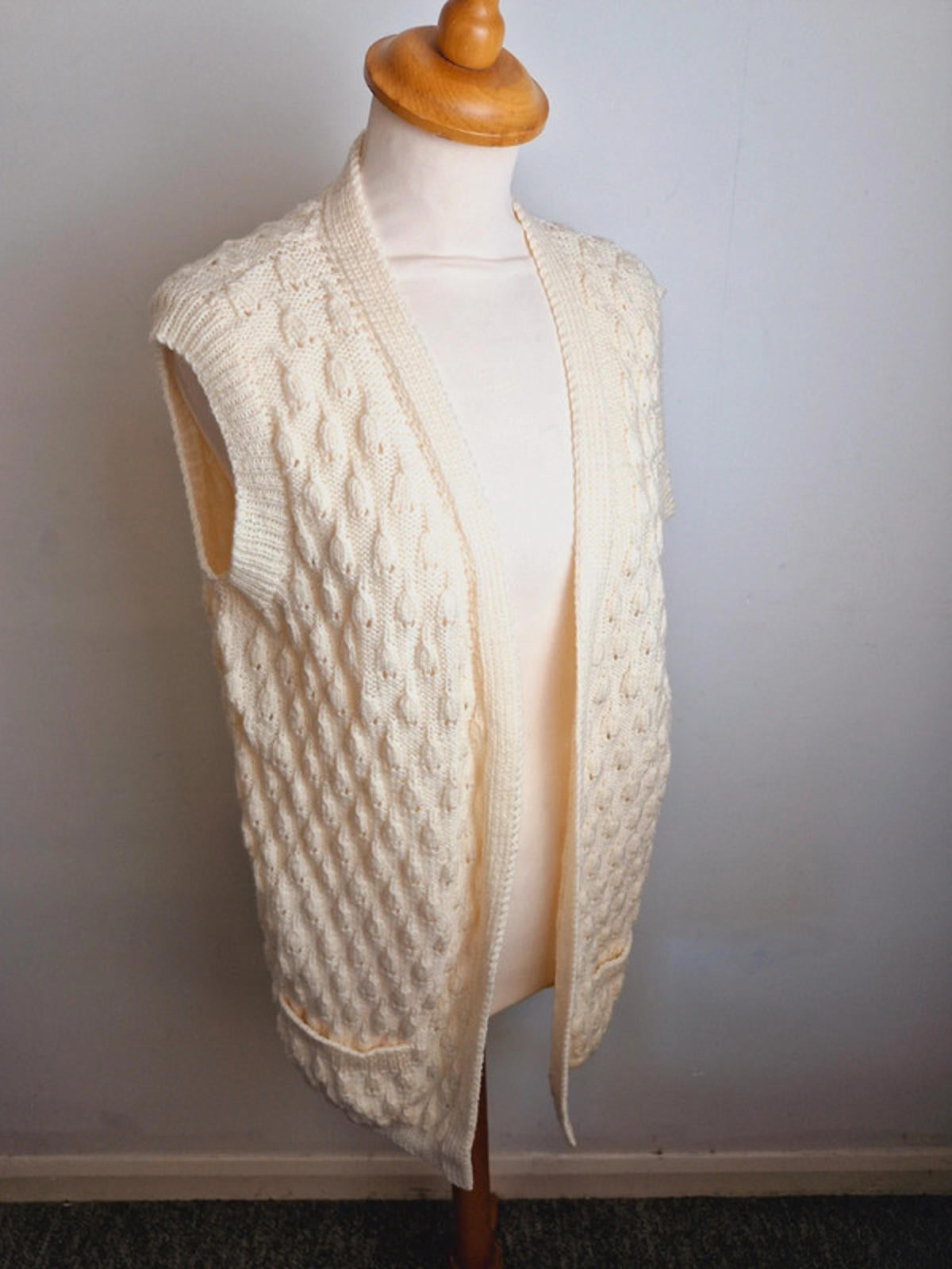 Womens Vintage Handknitted Knitted Yellow Cream Waiscoat Gilet Cardigan M