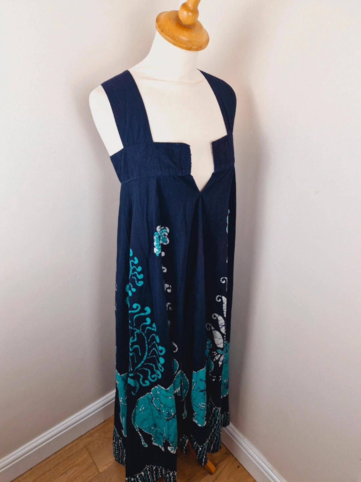 1970s Maxi Elephant Dress XXS