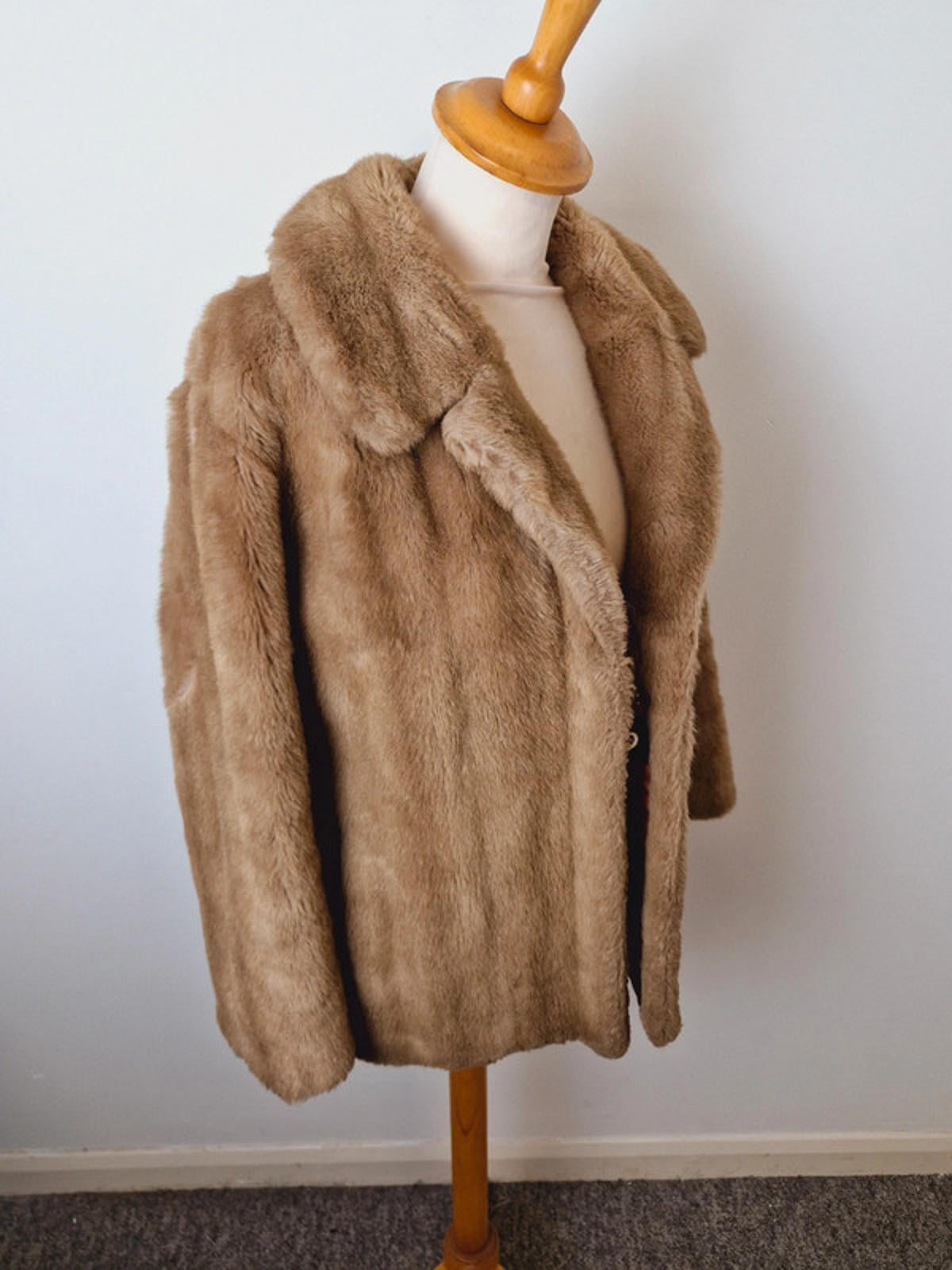 Womens Vintage 1960s 60s Retro Faux Fur Beige Coat Jacket M UK12