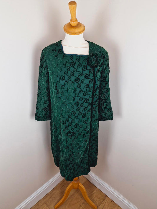 Womens Vintage 1960s 60s Green Velvet Norman Linton Shift Cocktail Dress M