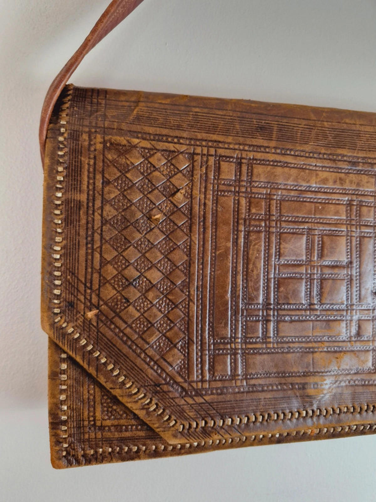 Womens Vintage 1950s 50s Leather Tooled Handbag Bag Unusual