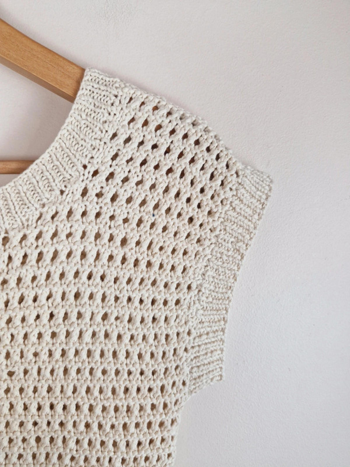 1970s Handknitted Jumper Top S