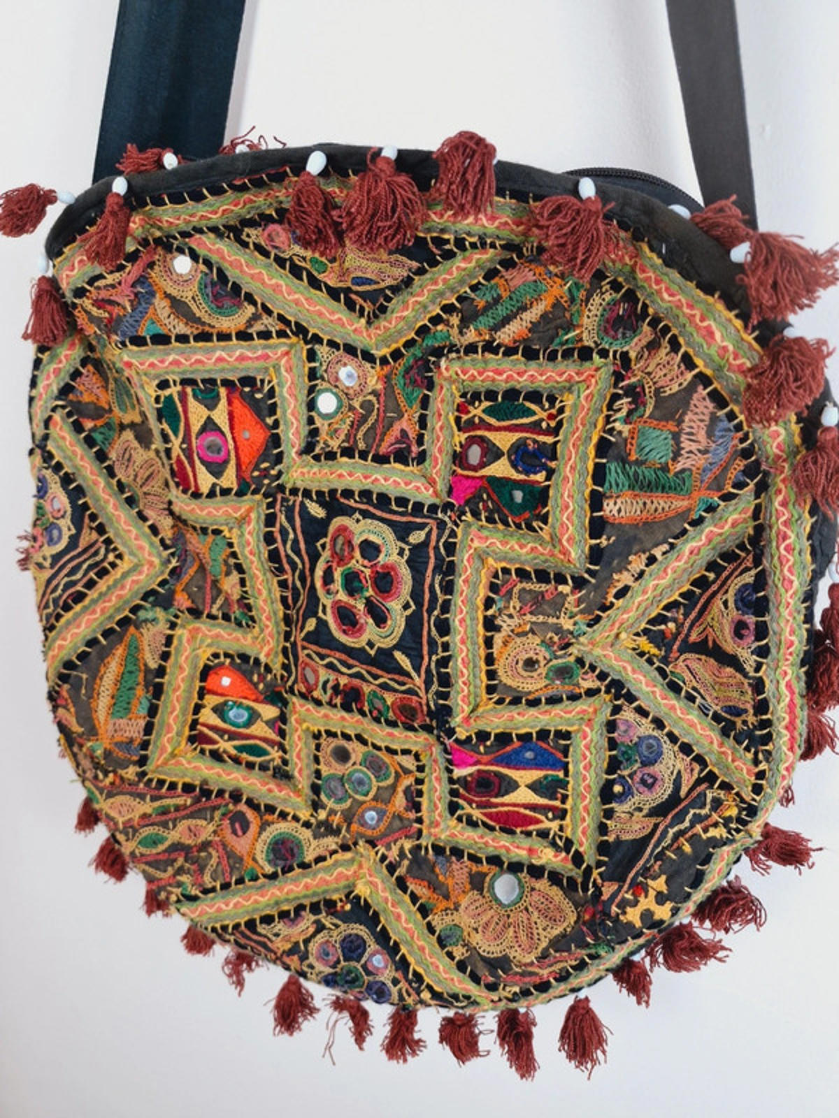 Womens Vintage Boho Indian Mirror Tassel Embroidered Hippy Shoulder Bag Handbag