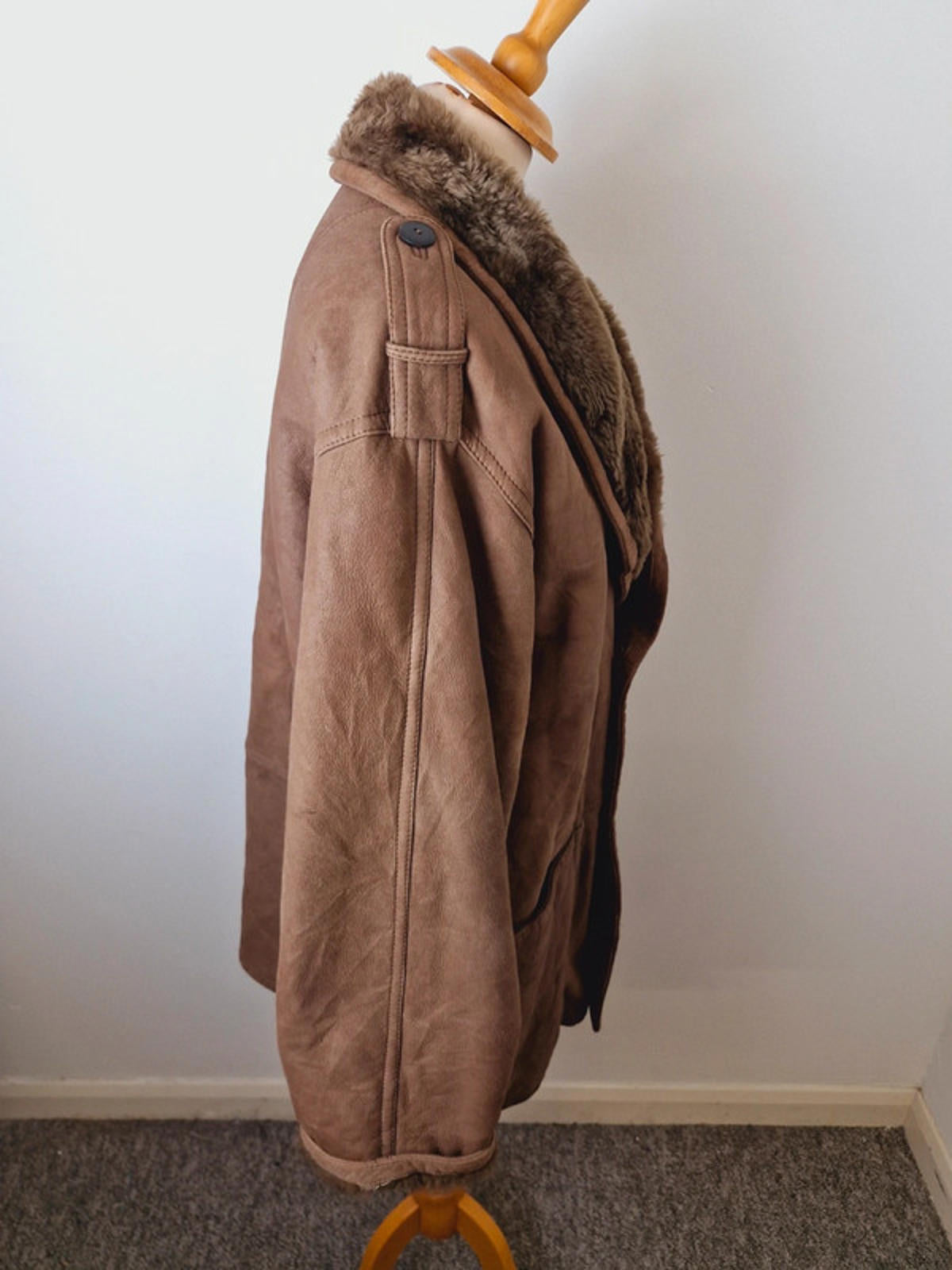 Mens Vintage Leather Suede Sheepskin Shearling Coat Jacket M