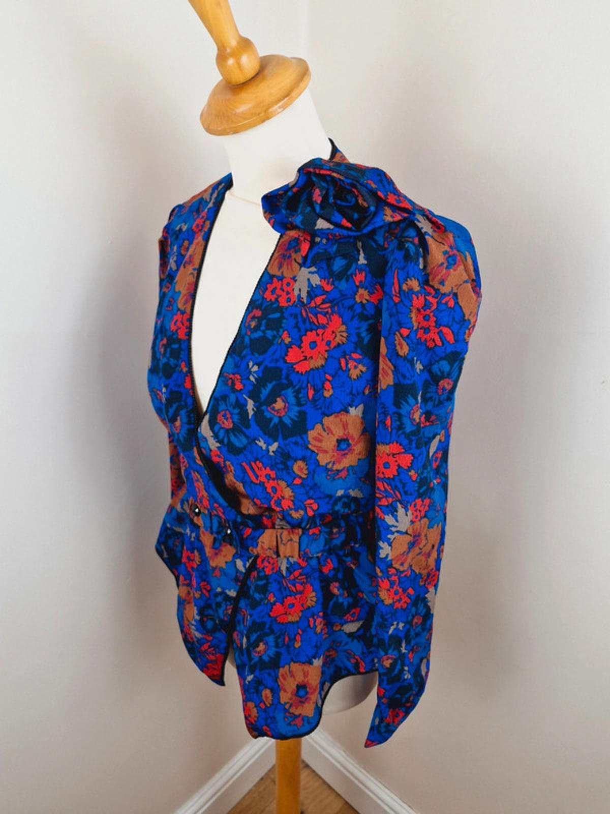 Long Sleeve Wrap Top Jacket M
