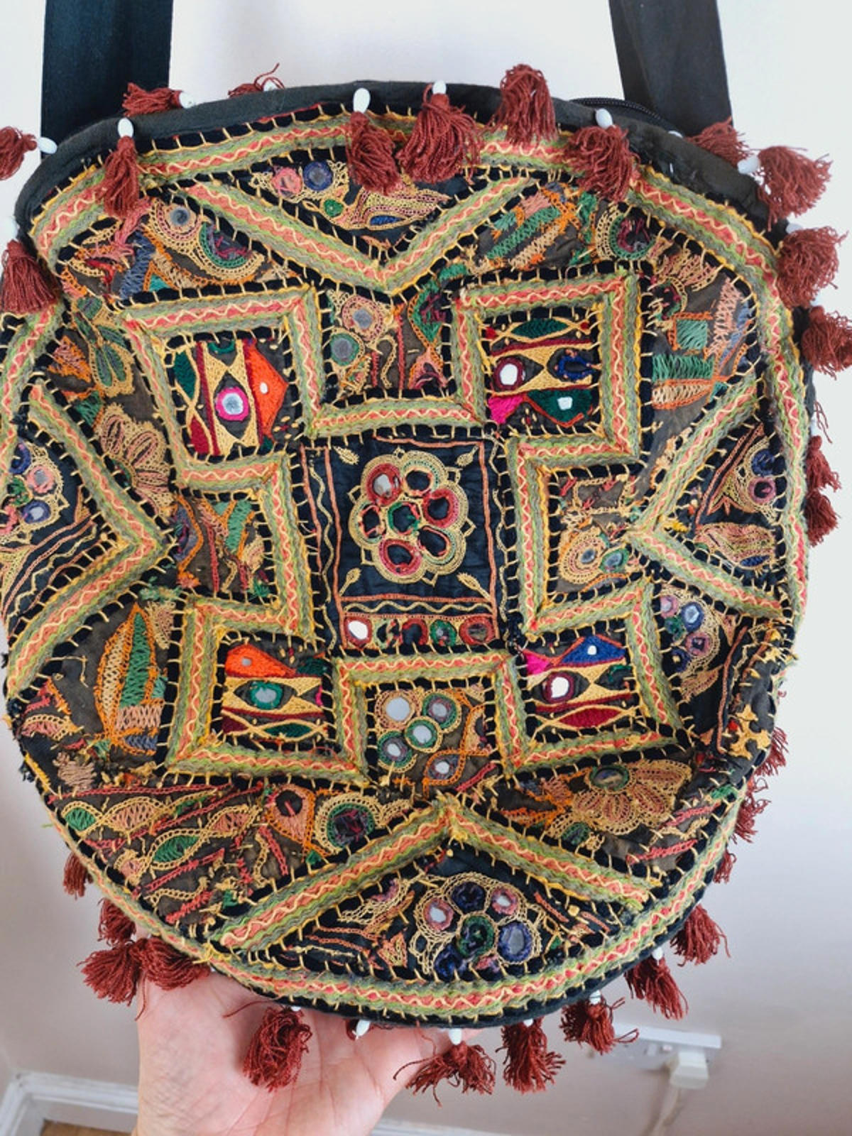 Womens Vintage Boho Indian Mirror Tassel Embroidered Hippy Shoulder Bag Handbag
