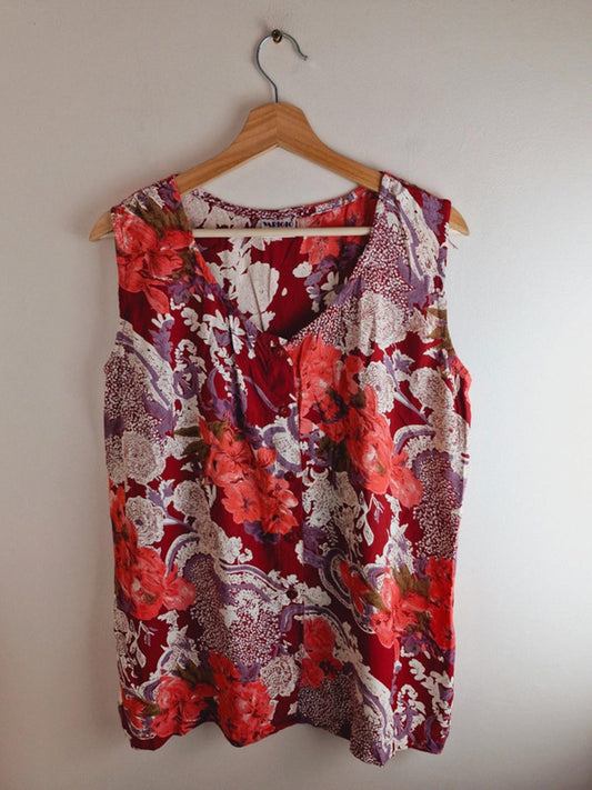 Red Floral Sleeveless Top M