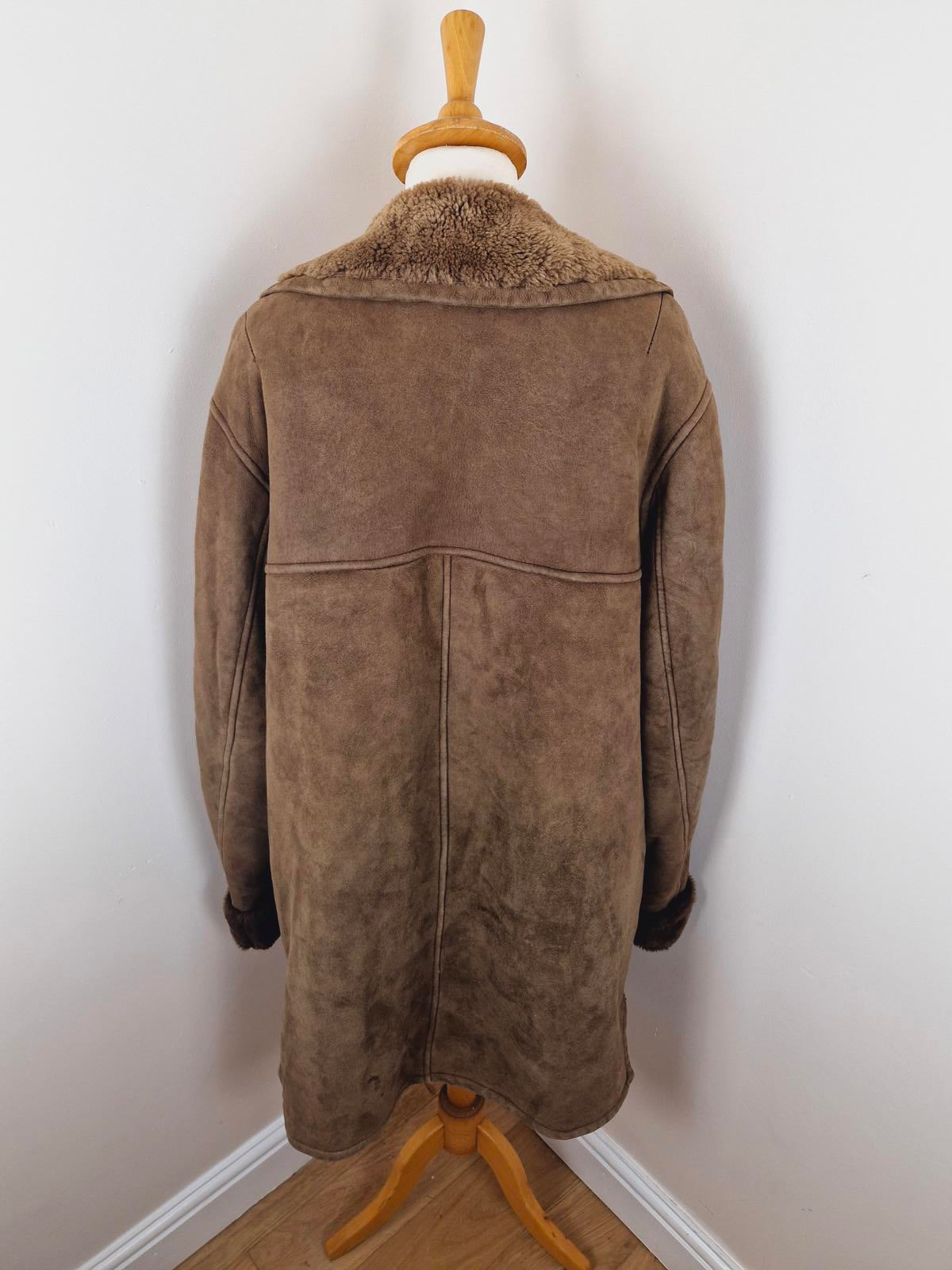 Mens 1970s Suede Sheepskin Coat L XL