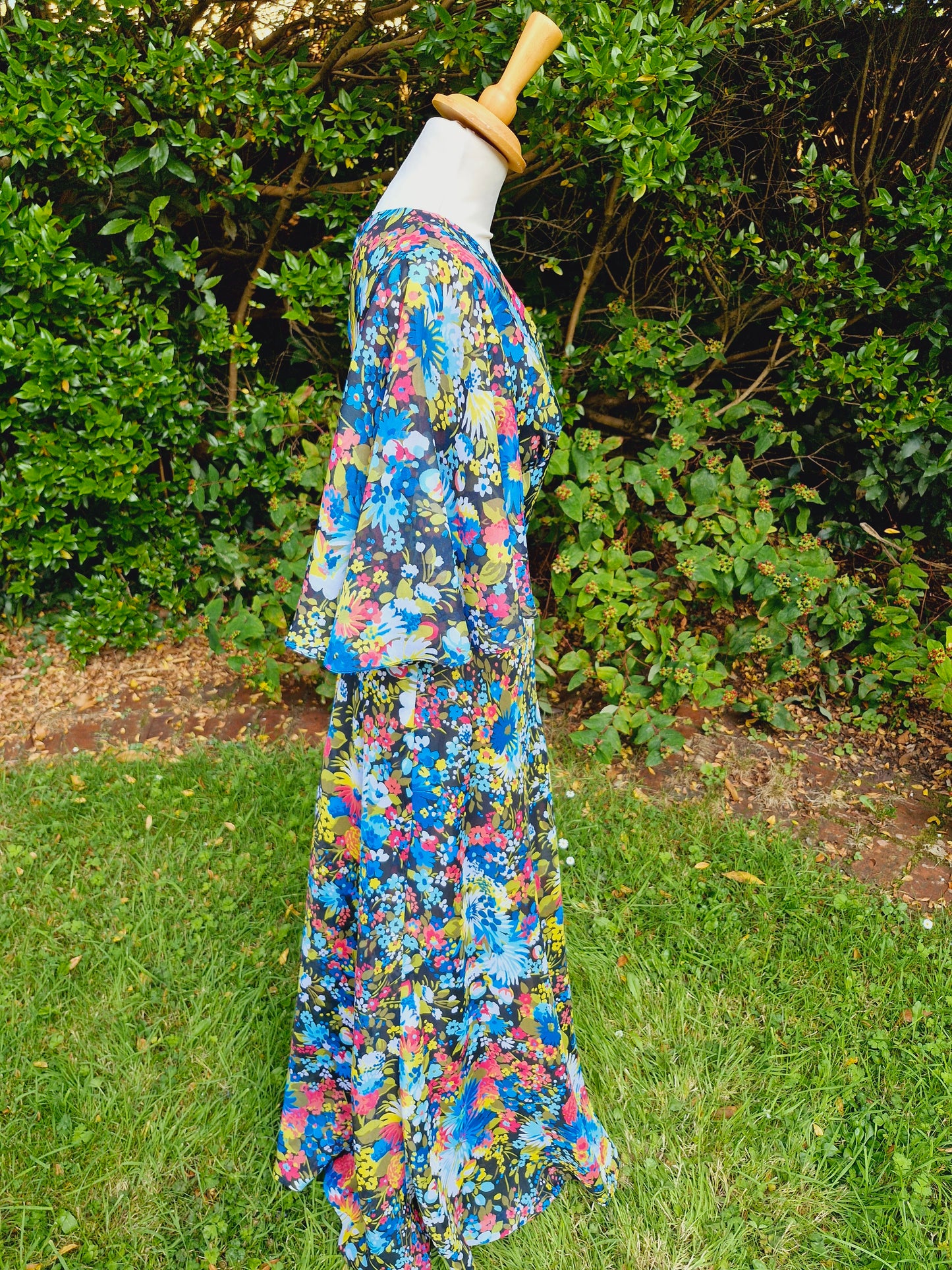 Vintage 1970s Handmade Flared Sleeve Maxi Dress XS