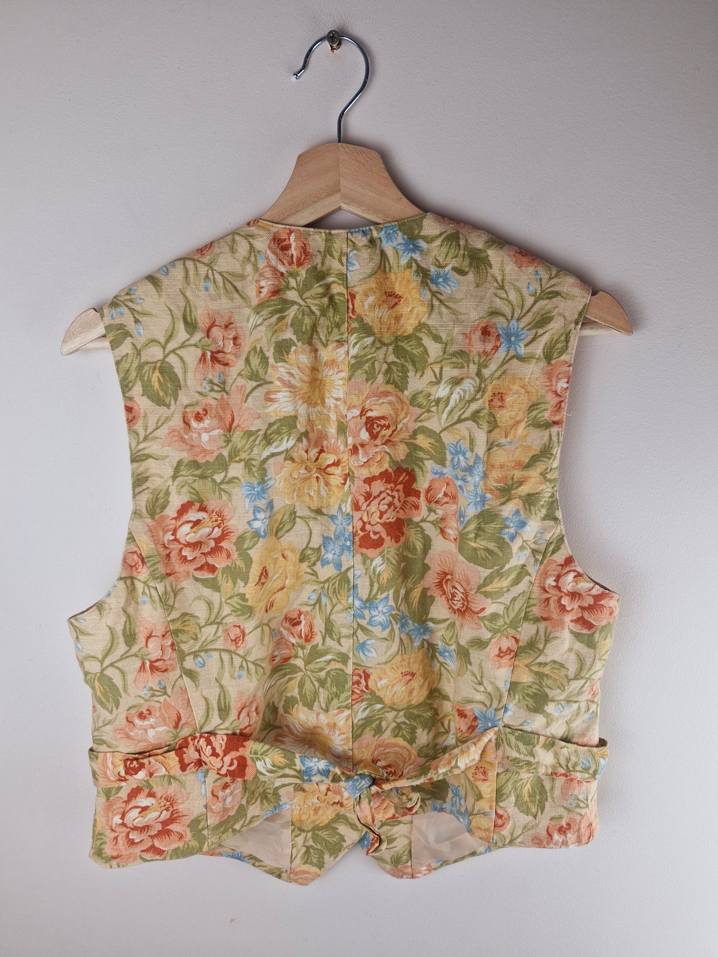 Vintage 90s Floral Tapestry Waistcoat M