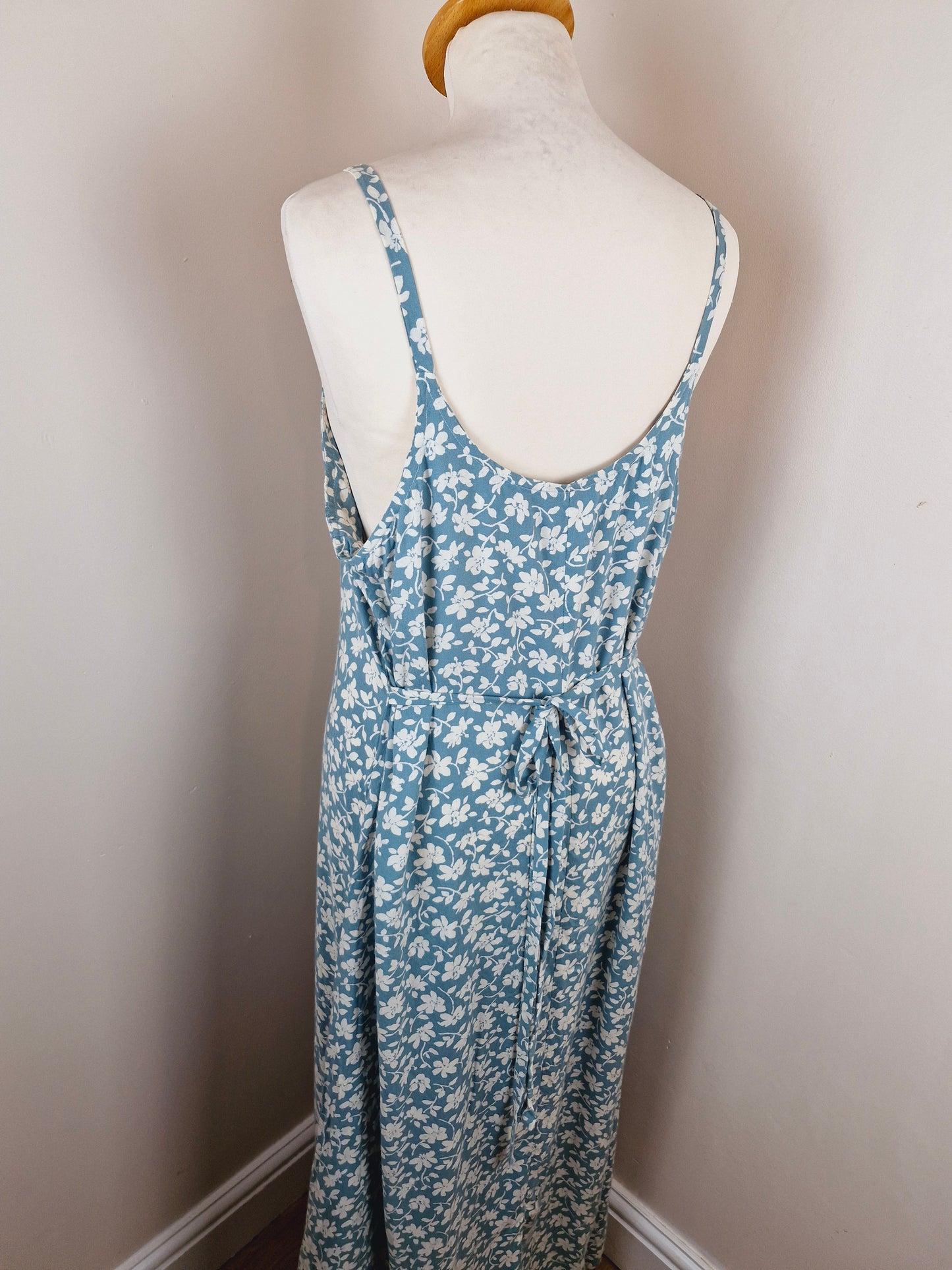 Vintage 90s Viscose Floral Summer Slip Dress L