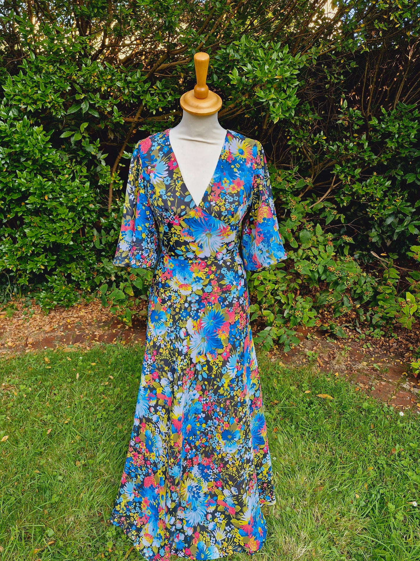 Vintage 1970s Handmade Flared Sleeve Maxi Dress XS