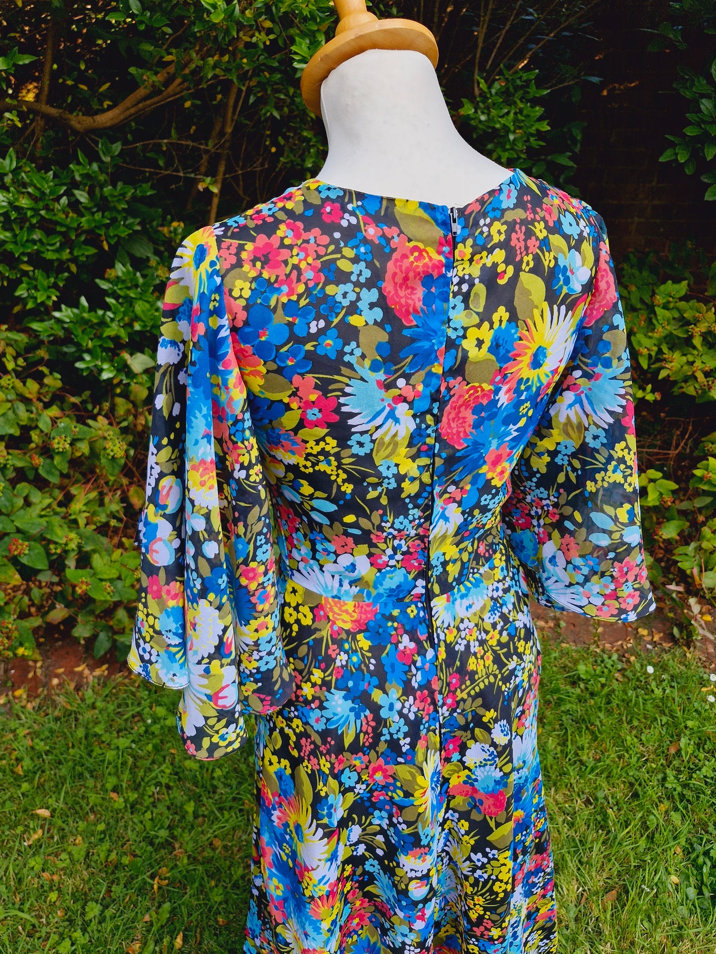 Vintage 1970s Handmade Flared Sleeve Maxi Dress XS