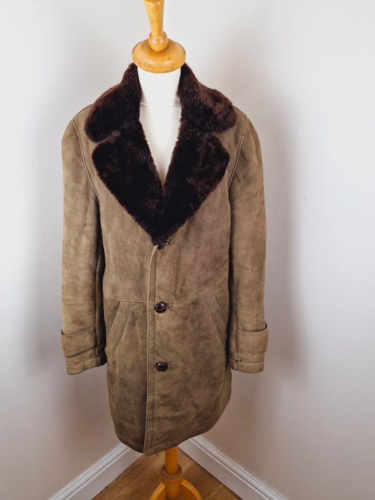 Vintage 1970s Suede Sheepskin Coat M