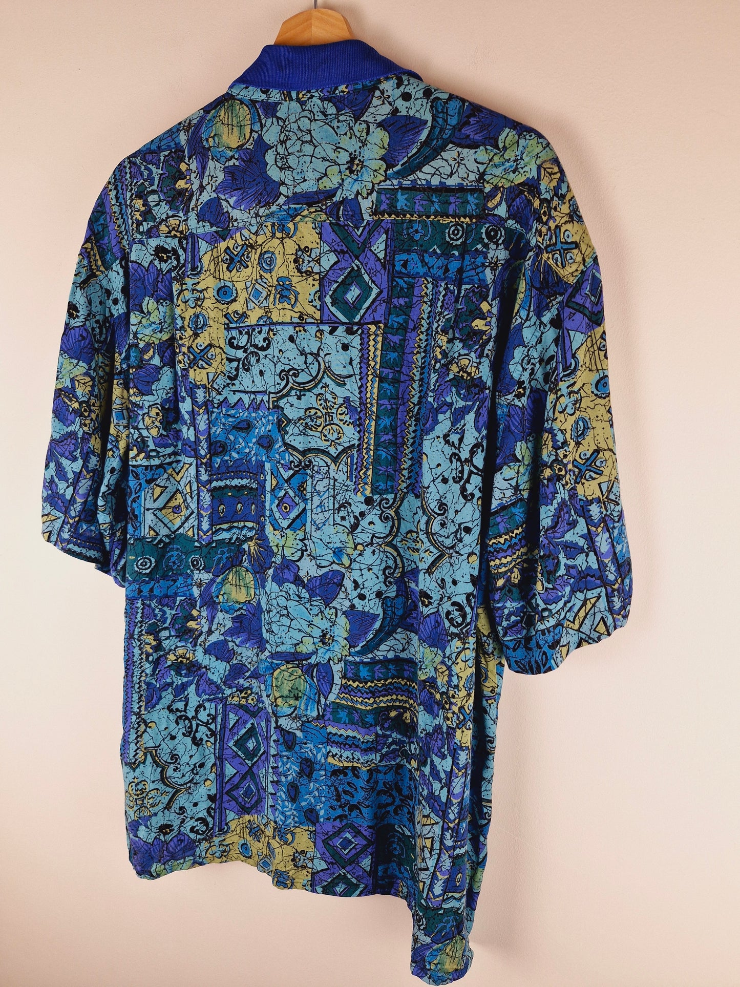 Vintage 90s Funky Abstract Print Turquoise Shirt XL