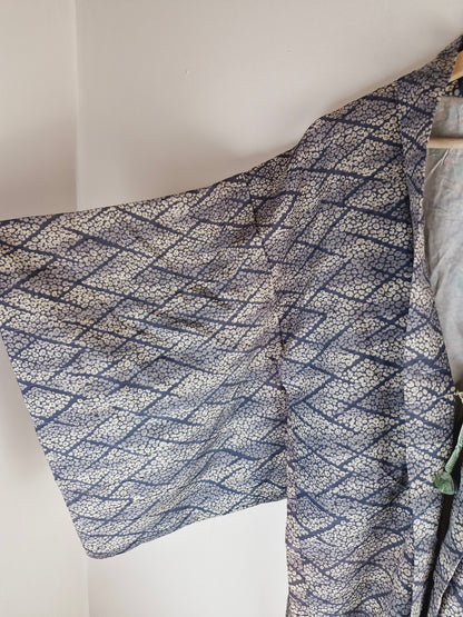 Vintage Japanese Silk Short Kimono Jacket Festival Top M L