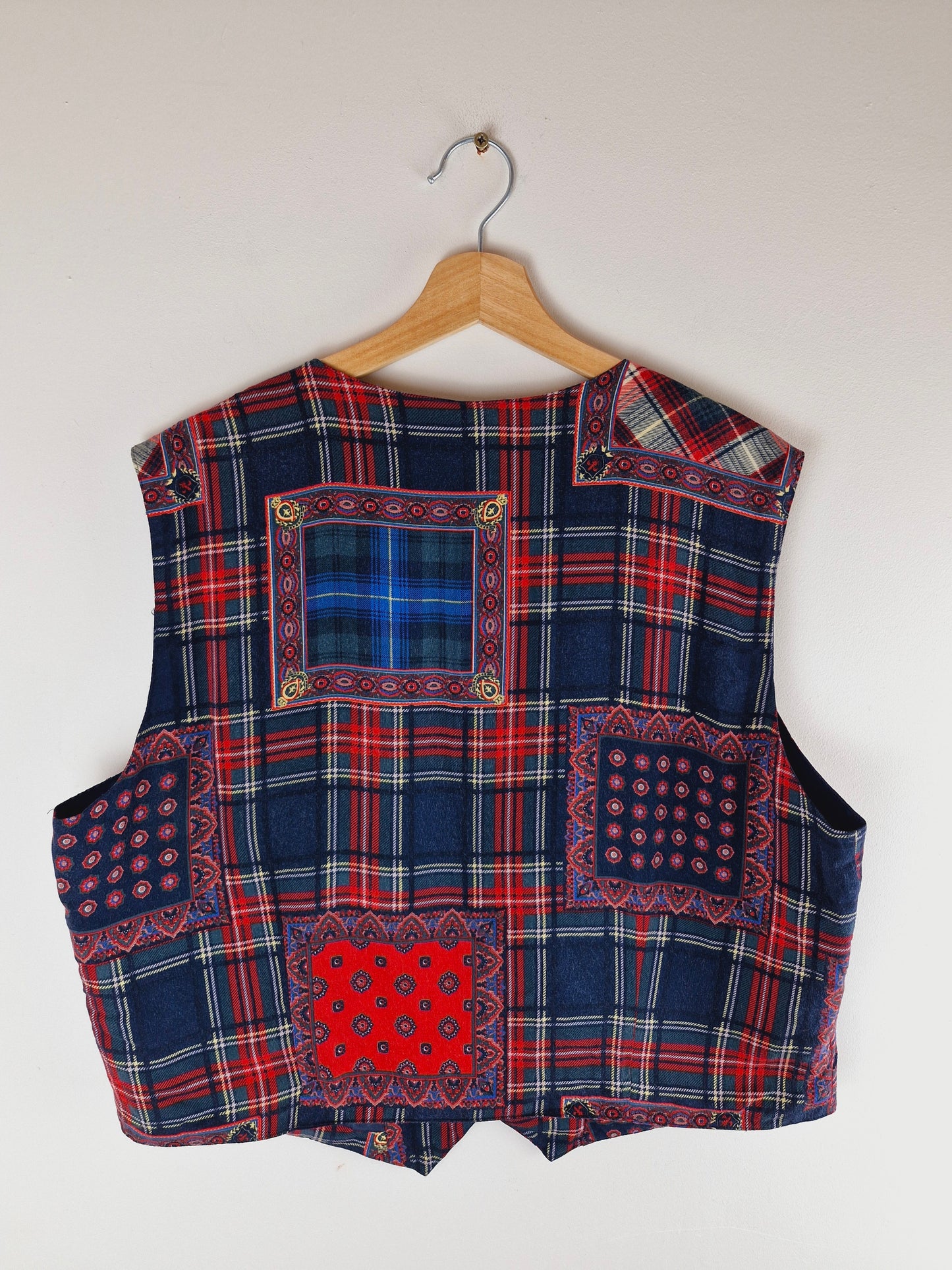 Vintage Tartan Patchwork Style Waistcoat XXL